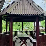 над річкою Poljana